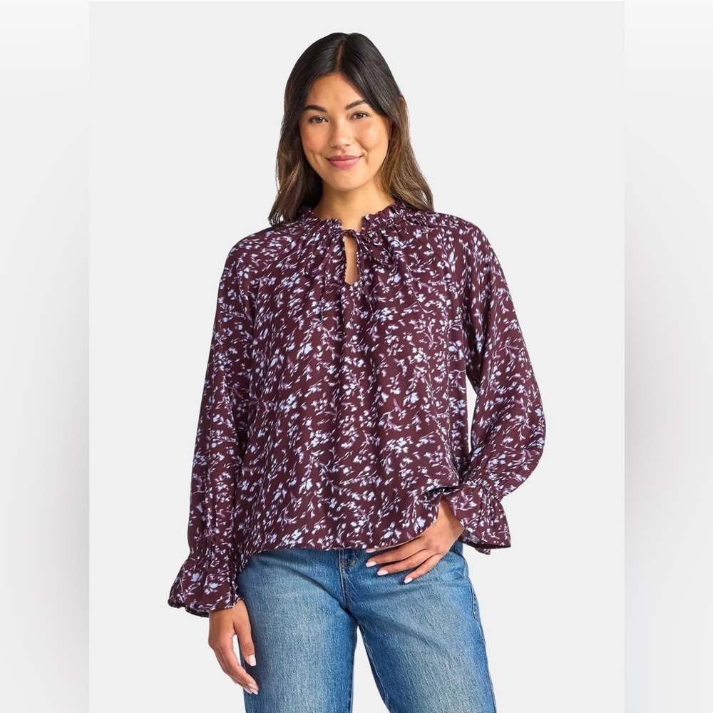 NWOT Time and Tru Women's Burgundy Patterned Blouse